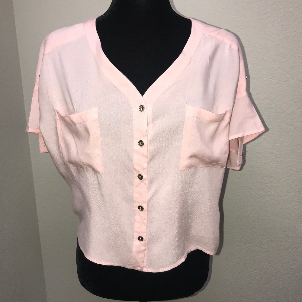 Charlotte Russe Peach Cropped Blouse size Medium
